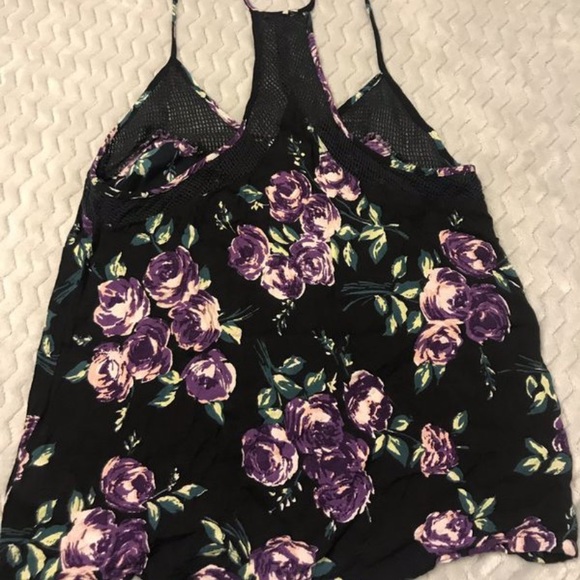 Volcom floral tank - Picture 2 of 4